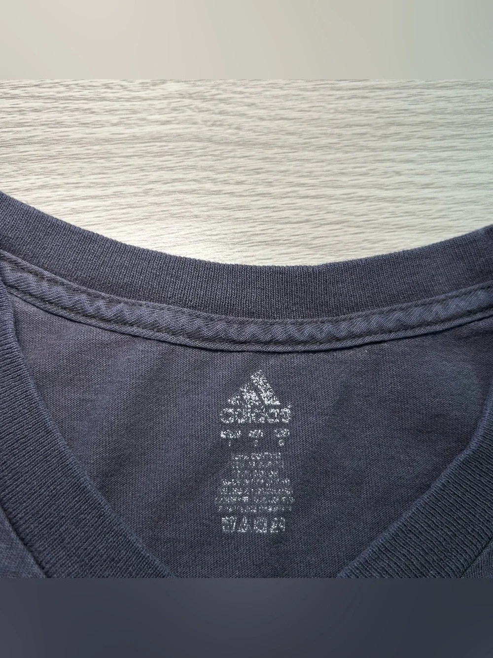 Adidas Georgia Tech Yellow Jackets Men’s Nice Sun Faded T-Shirt Black size Large